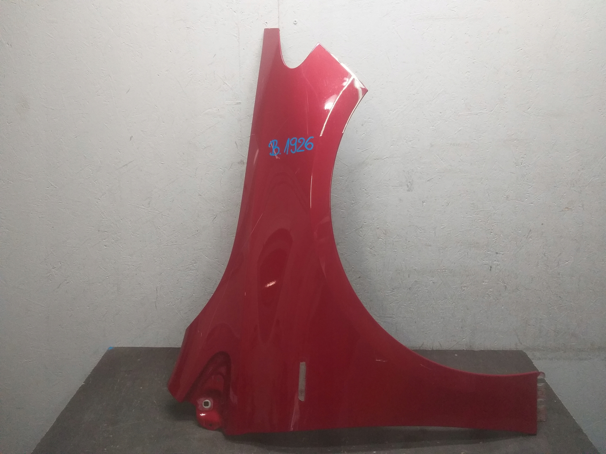 fender front right MERCEDES B KLASA W247