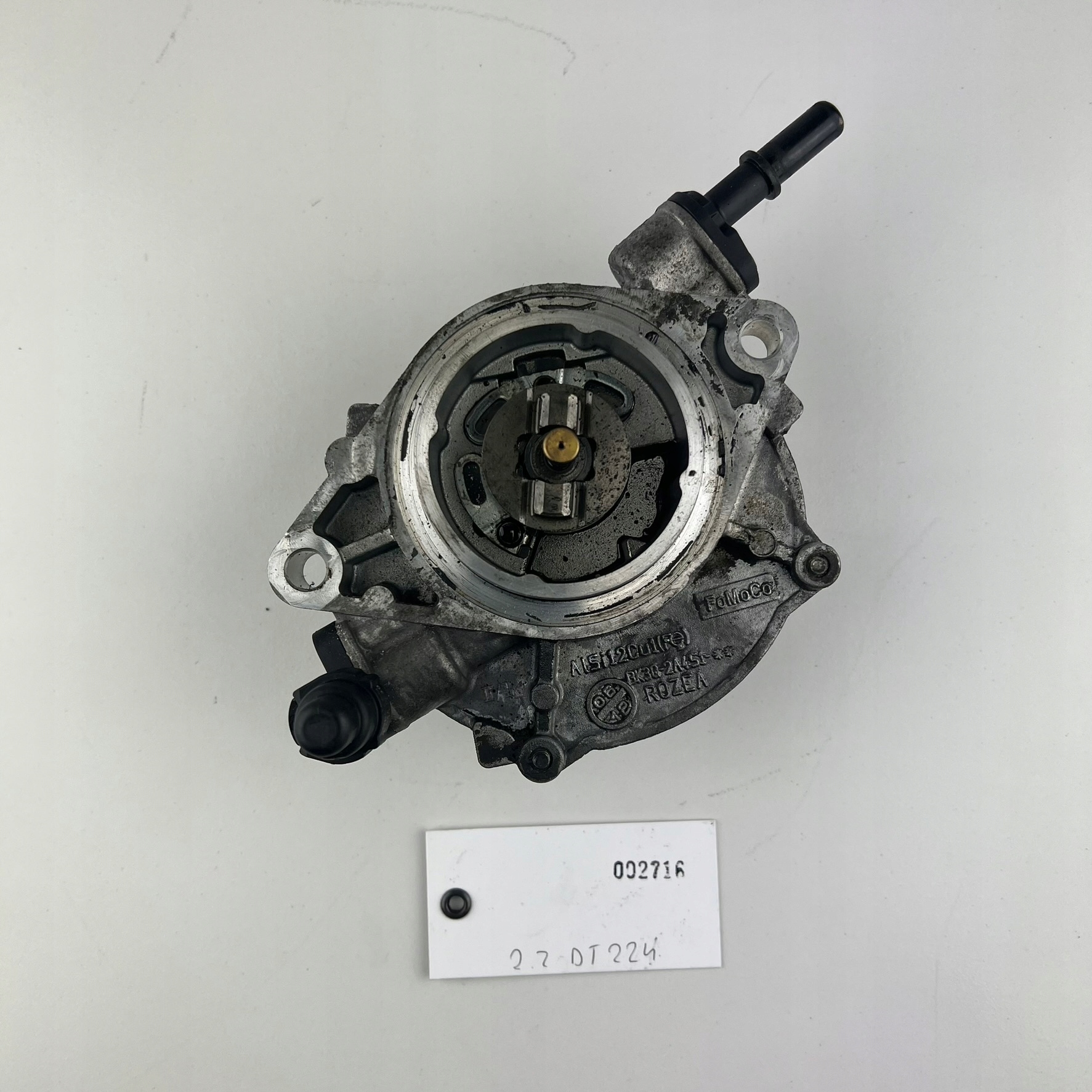 LR077798 BK3Q-2A451-GB - НАСОС VACUM VAKUM FORD TRANSIT RANGER DEFENDER 2.2