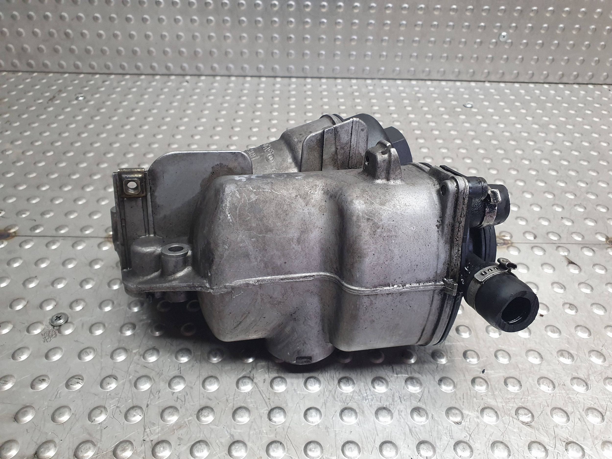 SCATOLA Supporto filtro olio 08642839 VOLVO S60 e S80 e XC90 e 2.4 D5