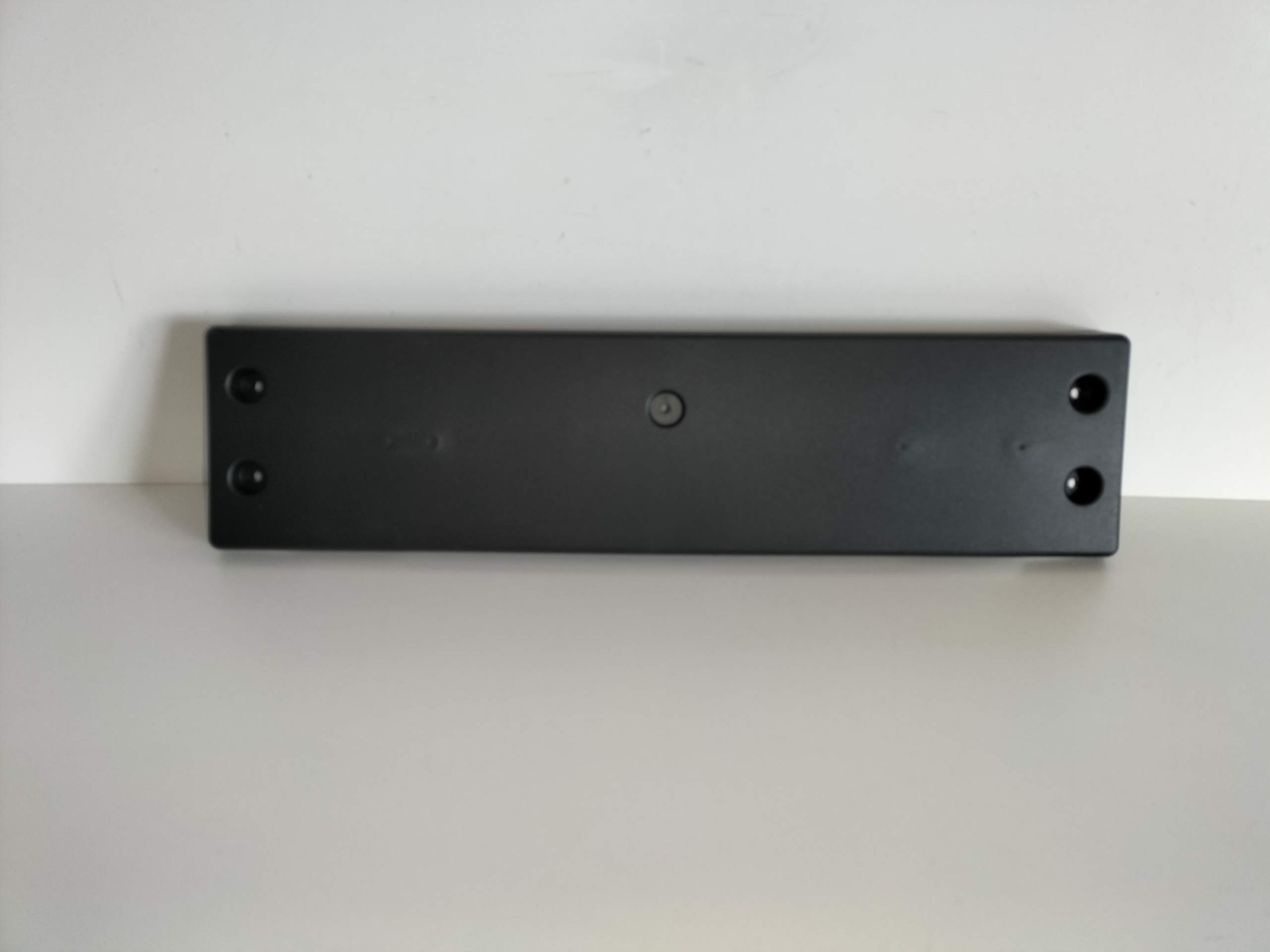 pad below tablice registration front KIA SPORTAGE 5 V LIFT 25- GT