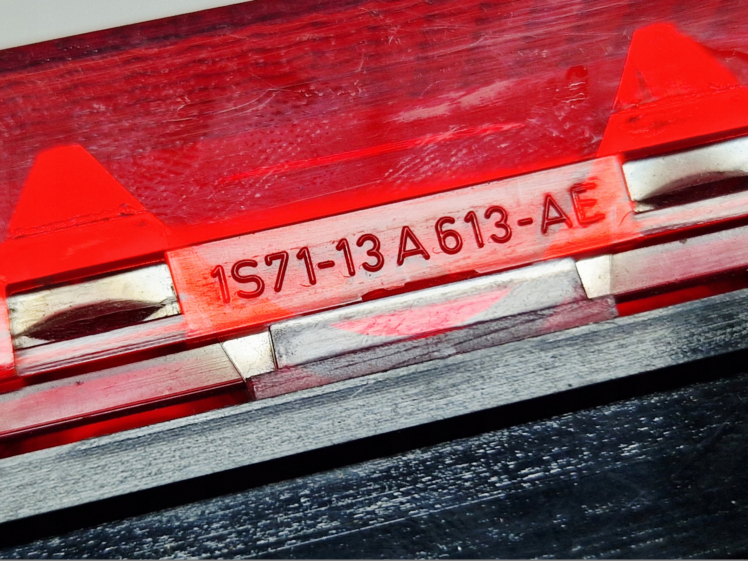 FORD FOCUS MK2 KOMBI light STOP 1S71-13A613-AE