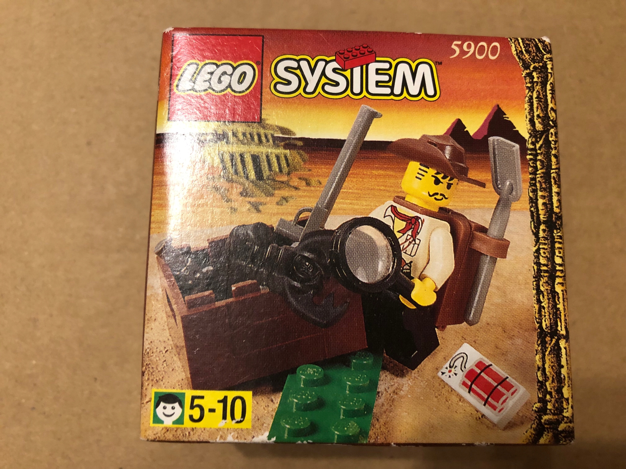 LEGO Adventurers 5900 Johny Thunder Marka LEGO