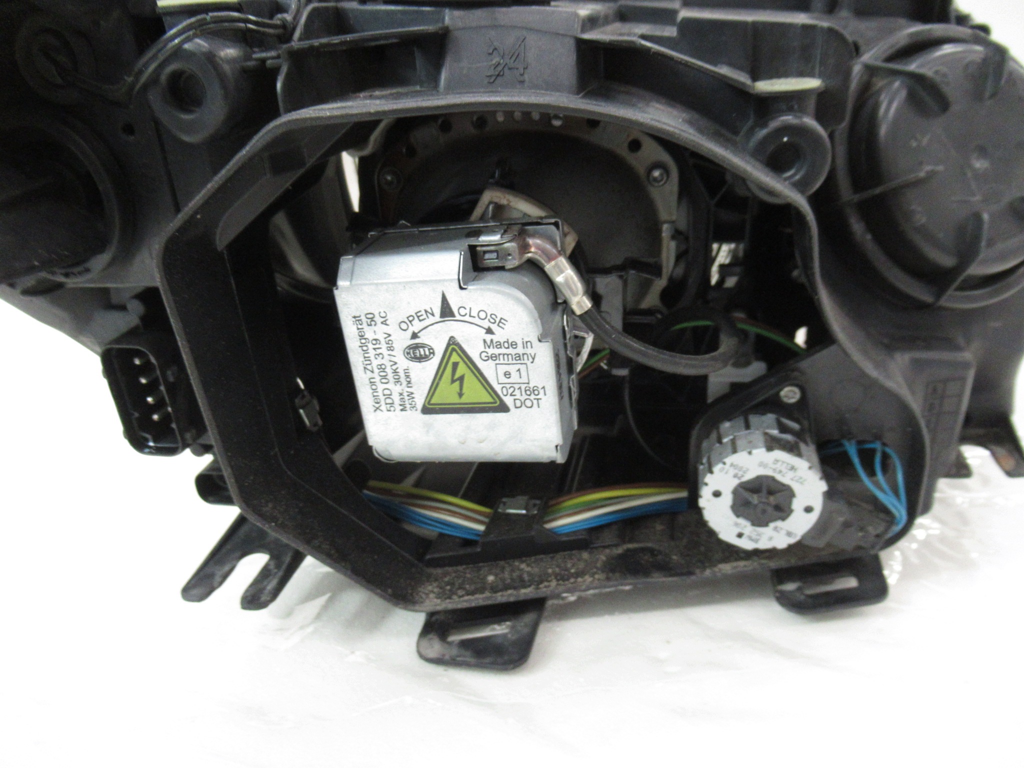 light lights front front BMW 5 E60 E61 przedlift Xenon non-setting Europa