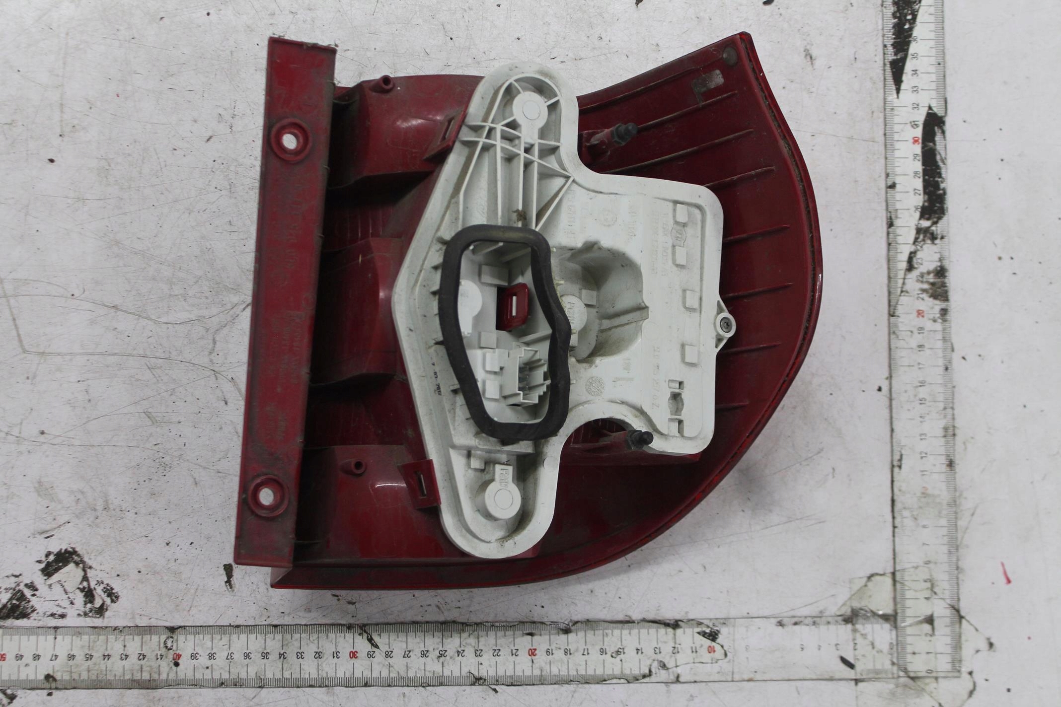 light left rear part left rear SKODA YETI 5L 09-12