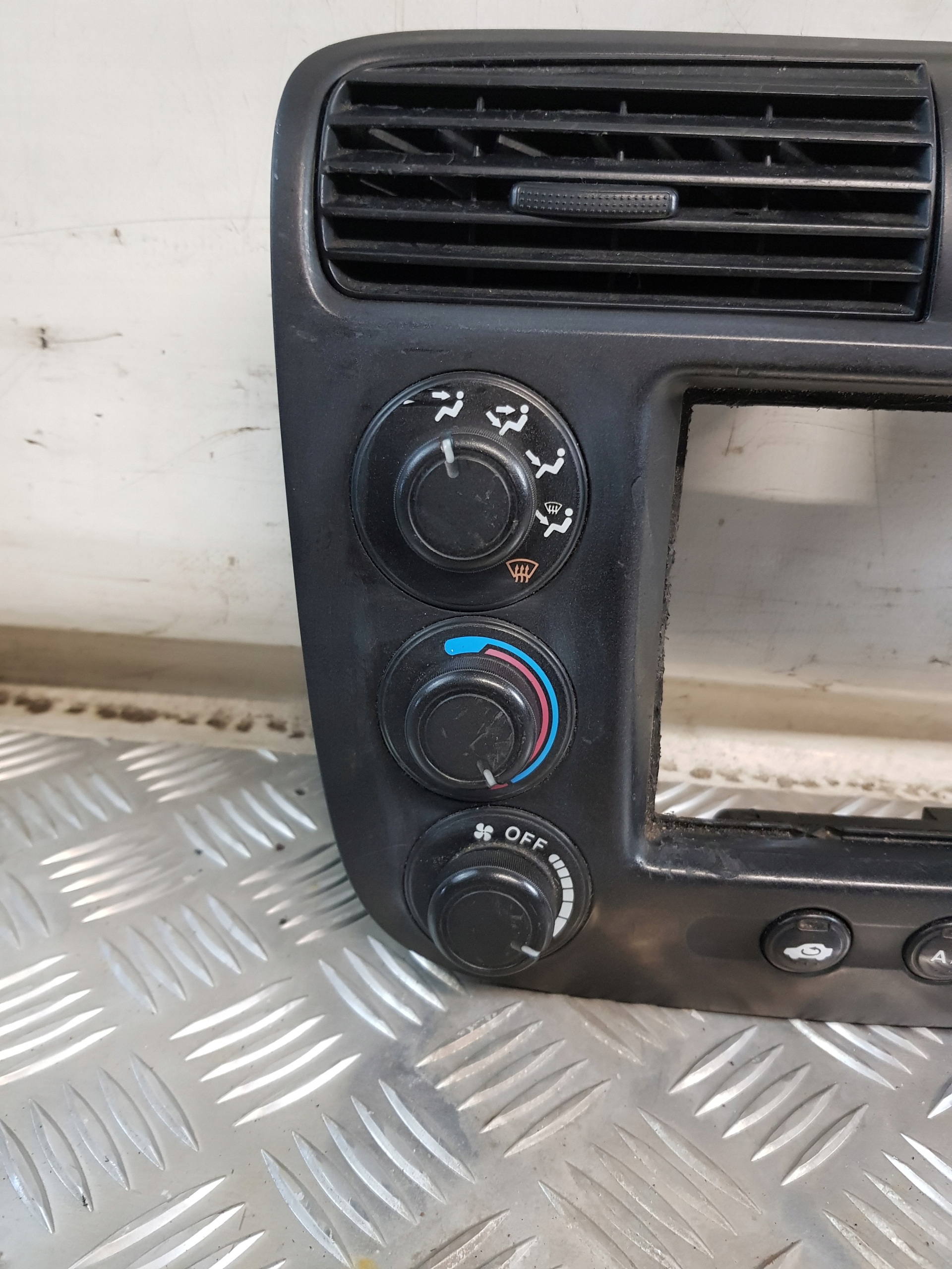 PANEL air conditioning devices frame central KRATKI HONDA CIVIC VII COUPE