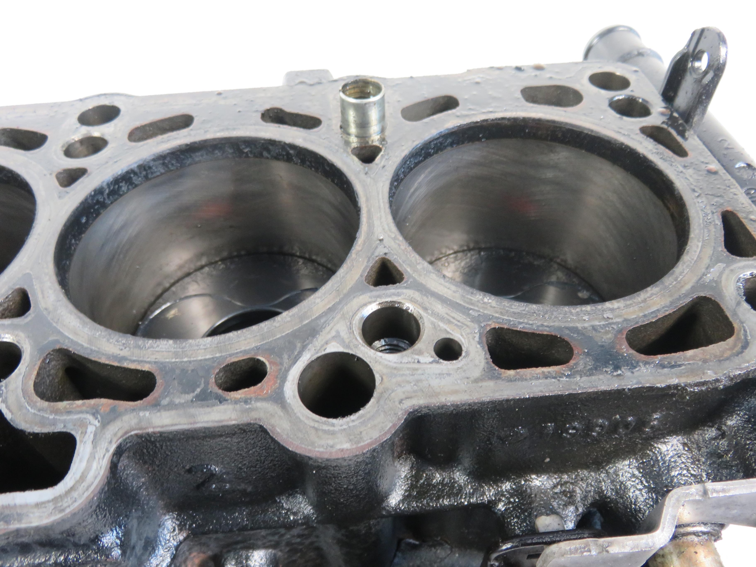 BLOK WAŁ TŁOKI DÓŁ MISA VW GOLF PLUS 1.9 TDI 105 KM BLS Numer katalogowy części BLS