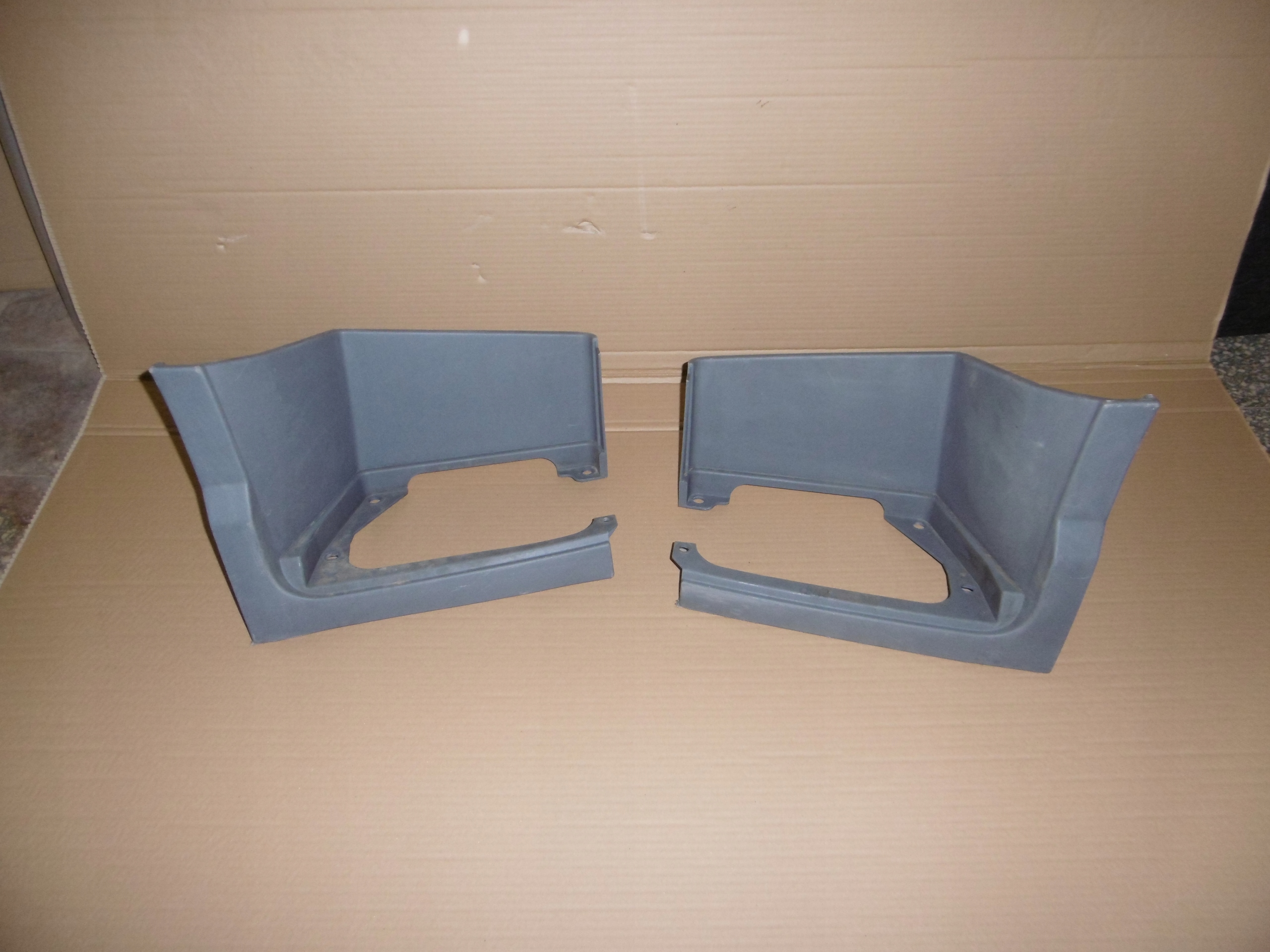 PRAWY STOPIEŃ STOPIENIEK VOLVO FH 4