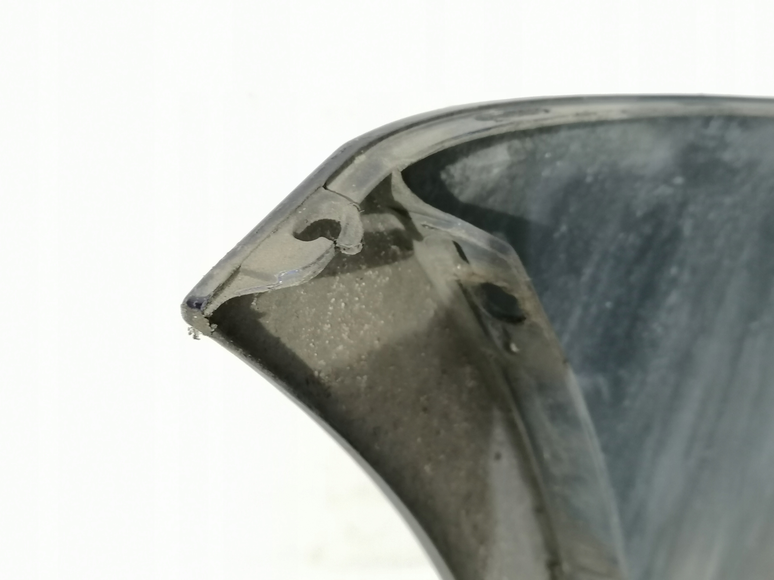 VW Touran und Stoßstange heck hinten