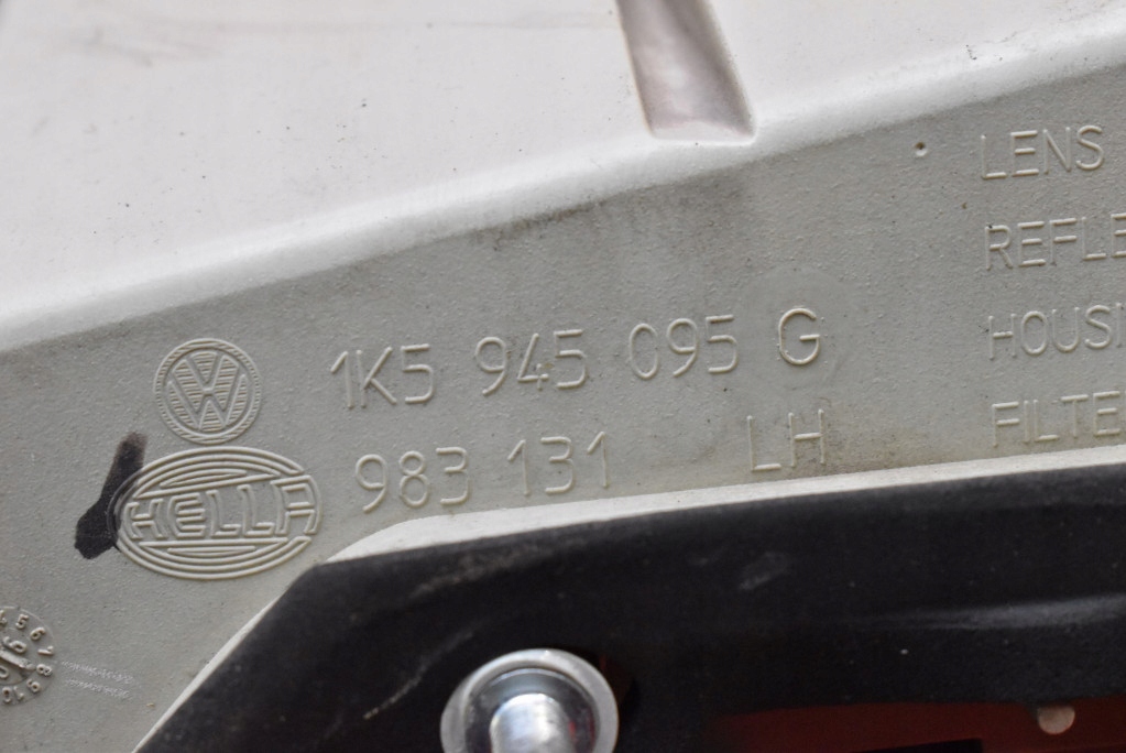 фонарь левый 1K5945095G vw JETTA 5 V седан 05-11