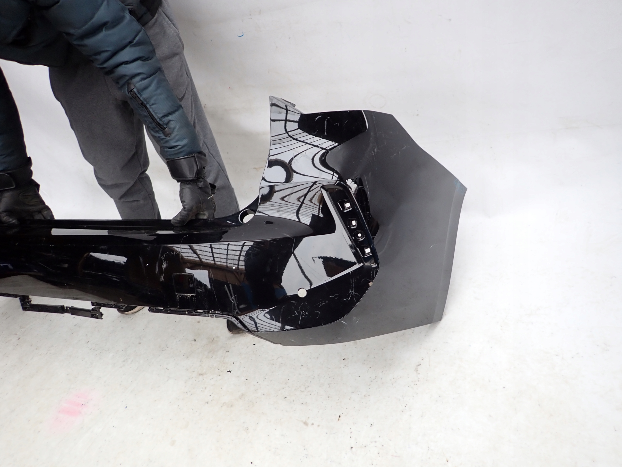 OPEL ASTRA L KOMBI 22- bumper rear part rear PDC