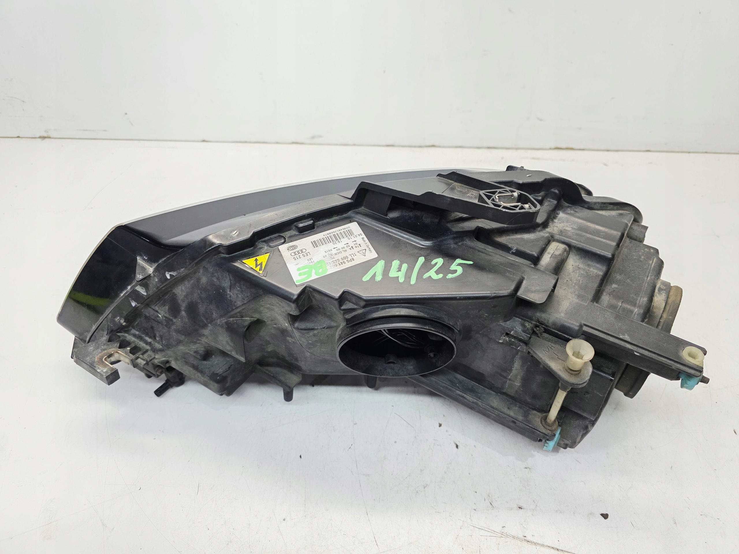 REFLEKTOR light right front BI XENON LED AUDI A3 8P 8P0941004BE EU 14/25