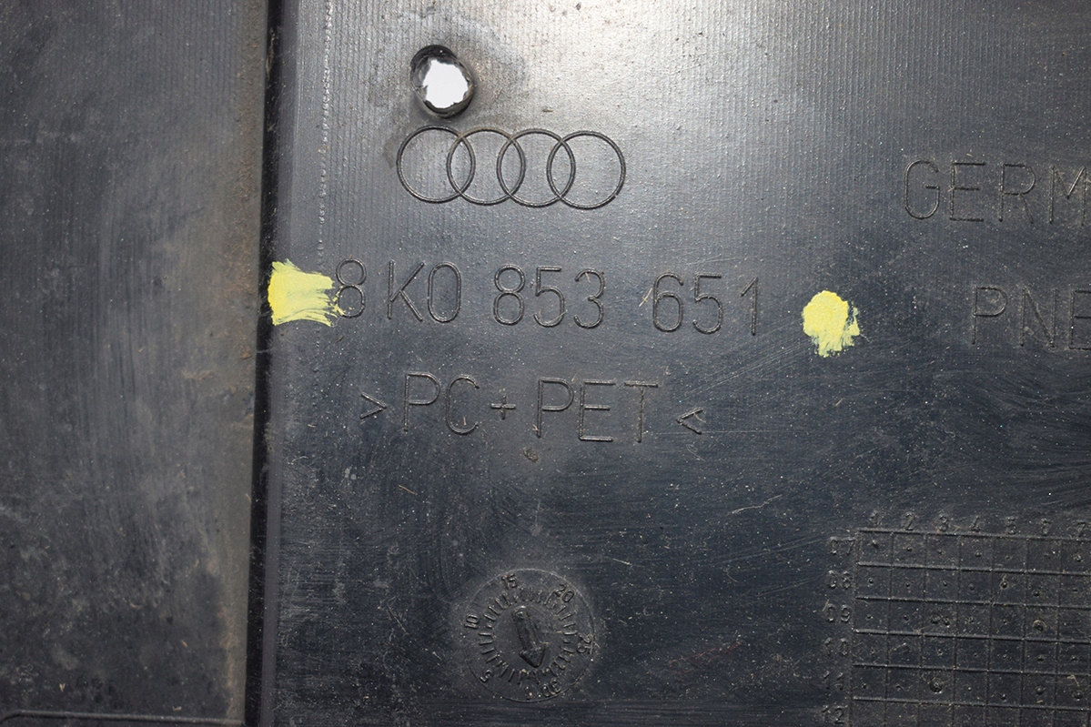 Frontstoßstange * vorne AUDI A4 B8 PDC