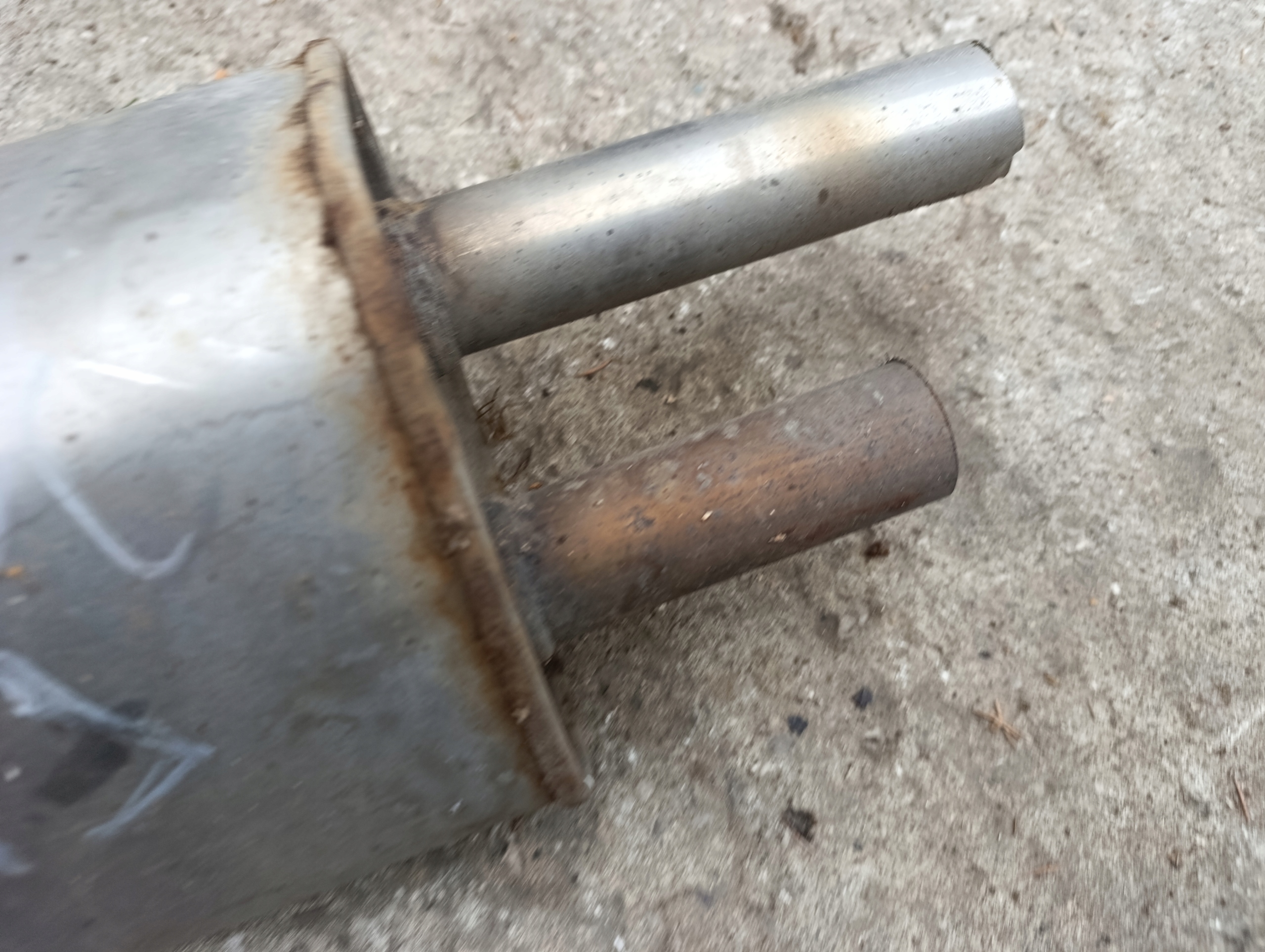 Tlumik mitte Opel Astra J 1.3 13277712