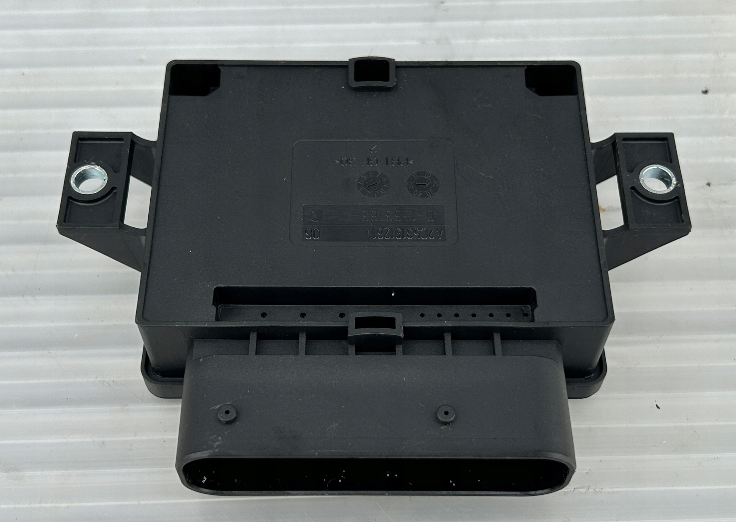 module control unit electric brake EMF BMW 5 F11 6798113