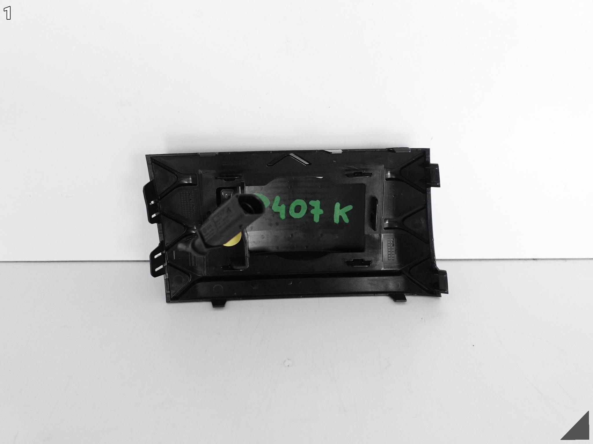 AUDI RS6 4K0 RS7 4K8 C8 OBUDOWA ZAŚLEPKA RADARU L Strona zabudowy przód