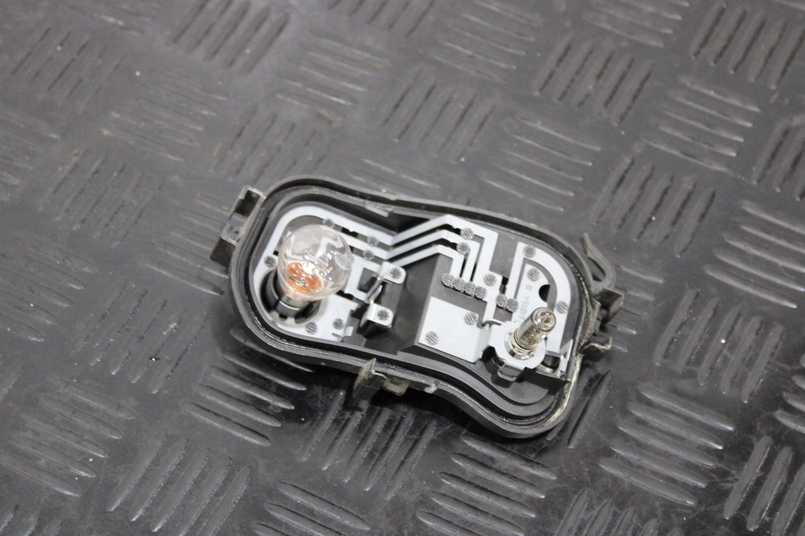 light housing 7296098 BMW 4 F33 CABRIO