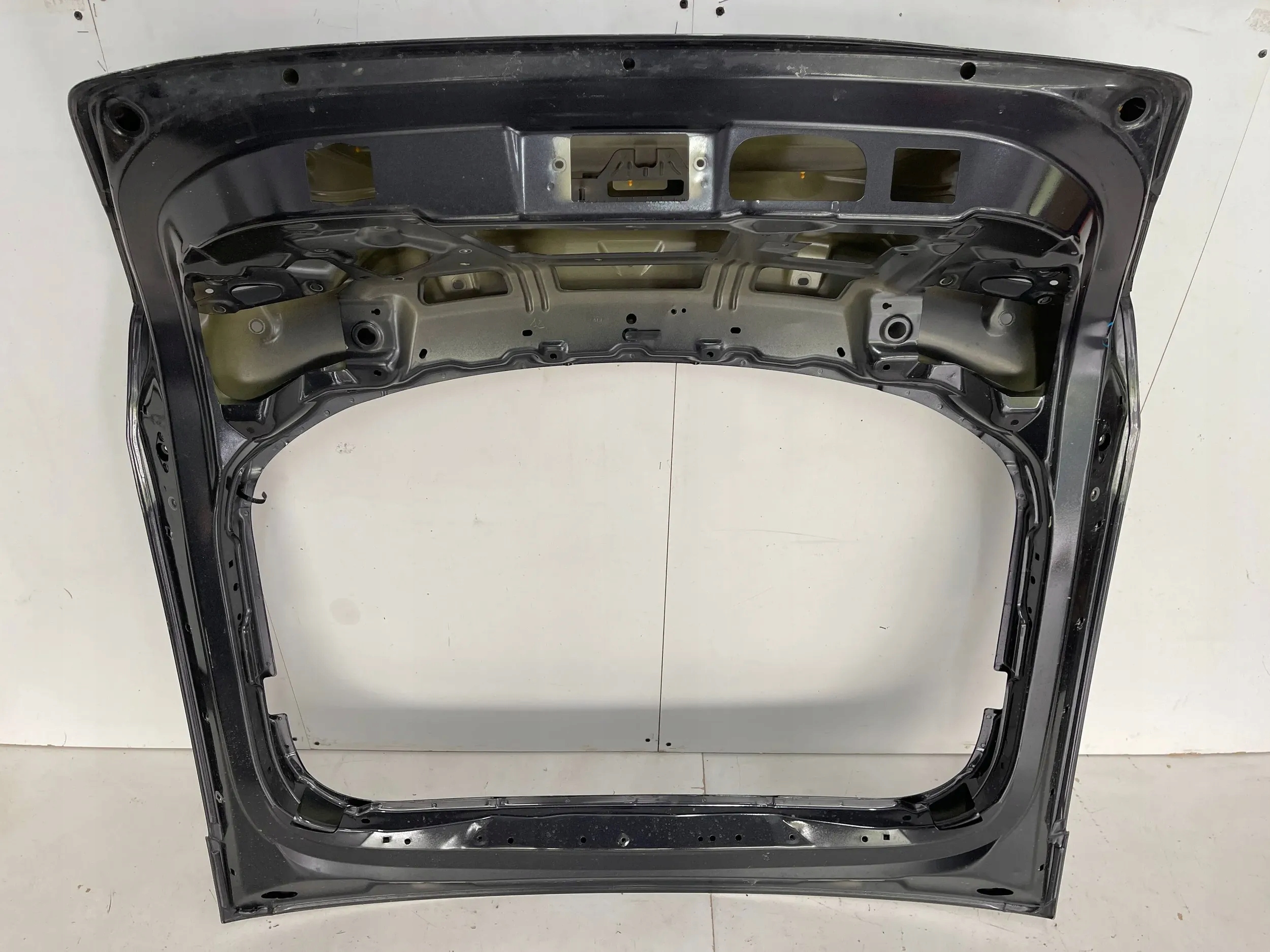 boot door rear boot KIA STINGER 17