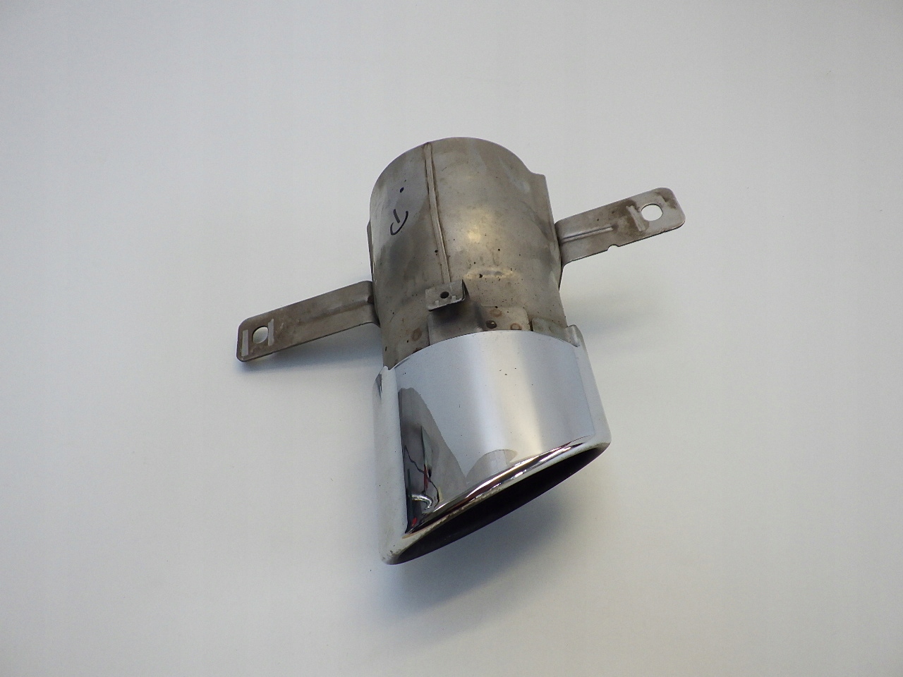 A1774907800 - MERCEDES W177 A35 AMG 2020 наконечник выхлопной трубы правый