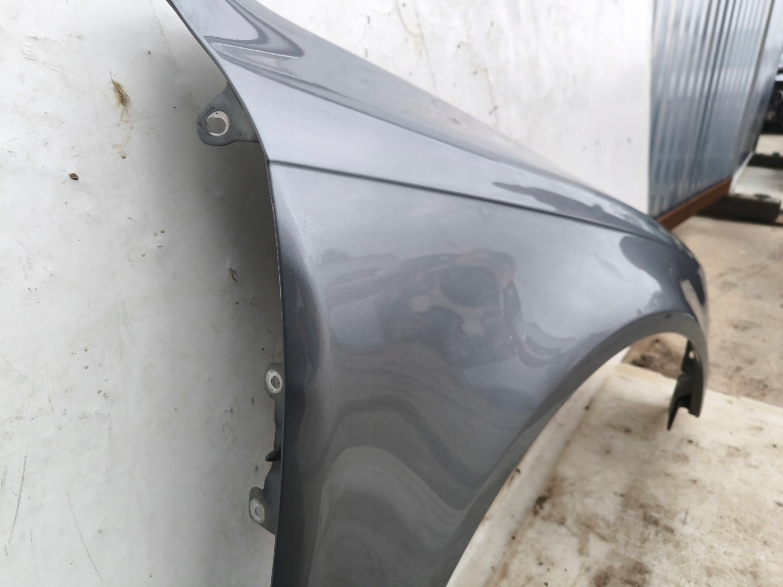 fender right front AUDI A6 C6 LIFT LY7G 2008-2011 original !!!