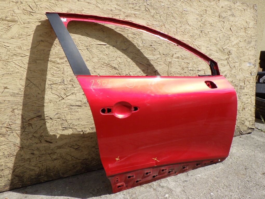 RENAULT CLIO IV 4 12- door right front rear.