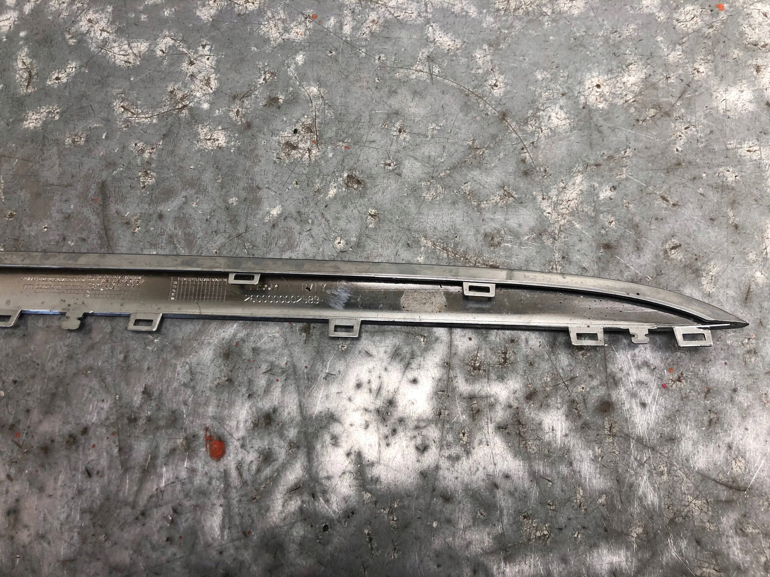 lišta CHROM nárazníku předek MINI F55 258918-10