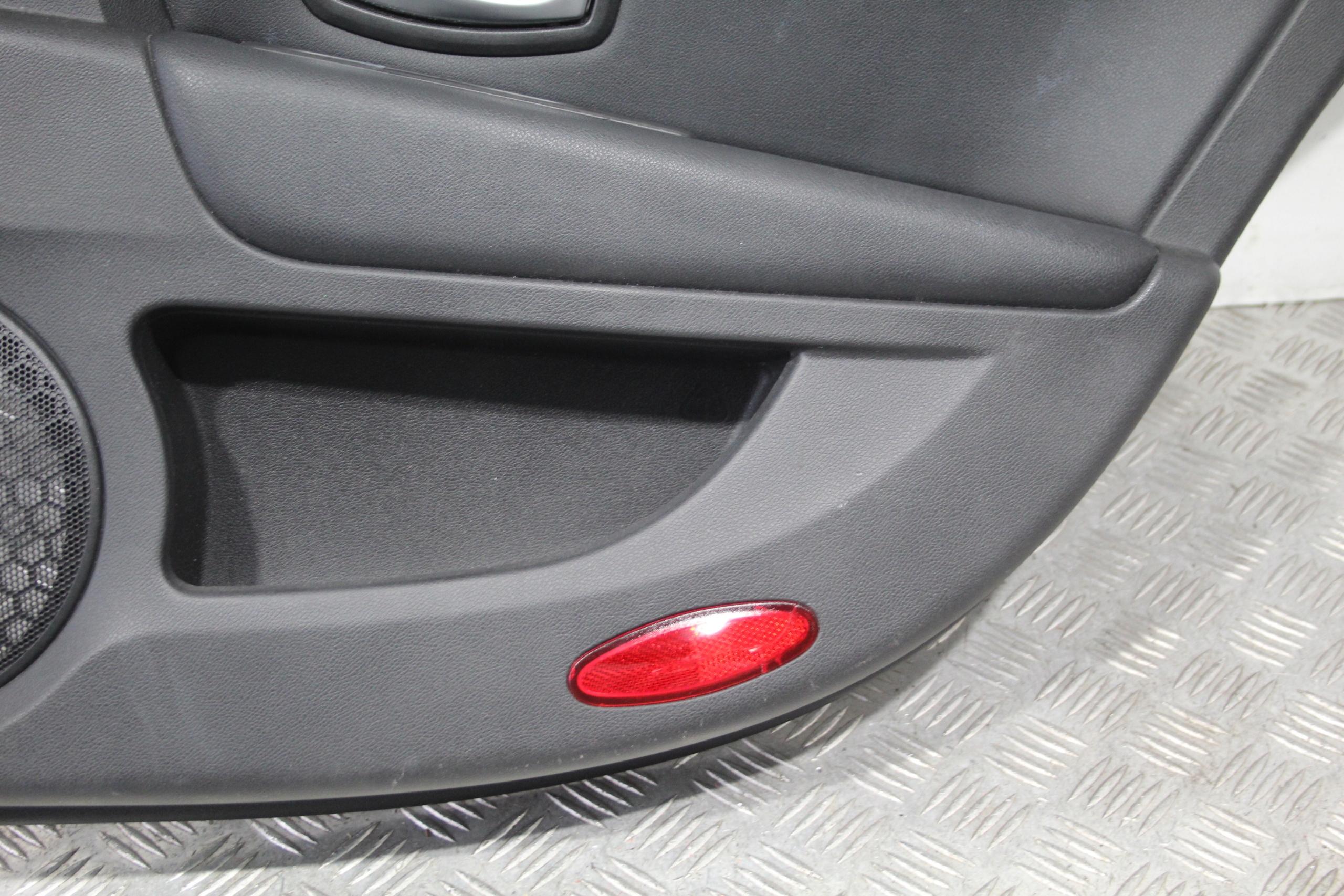 side door right rear part RENAULT LAGUNA III 3