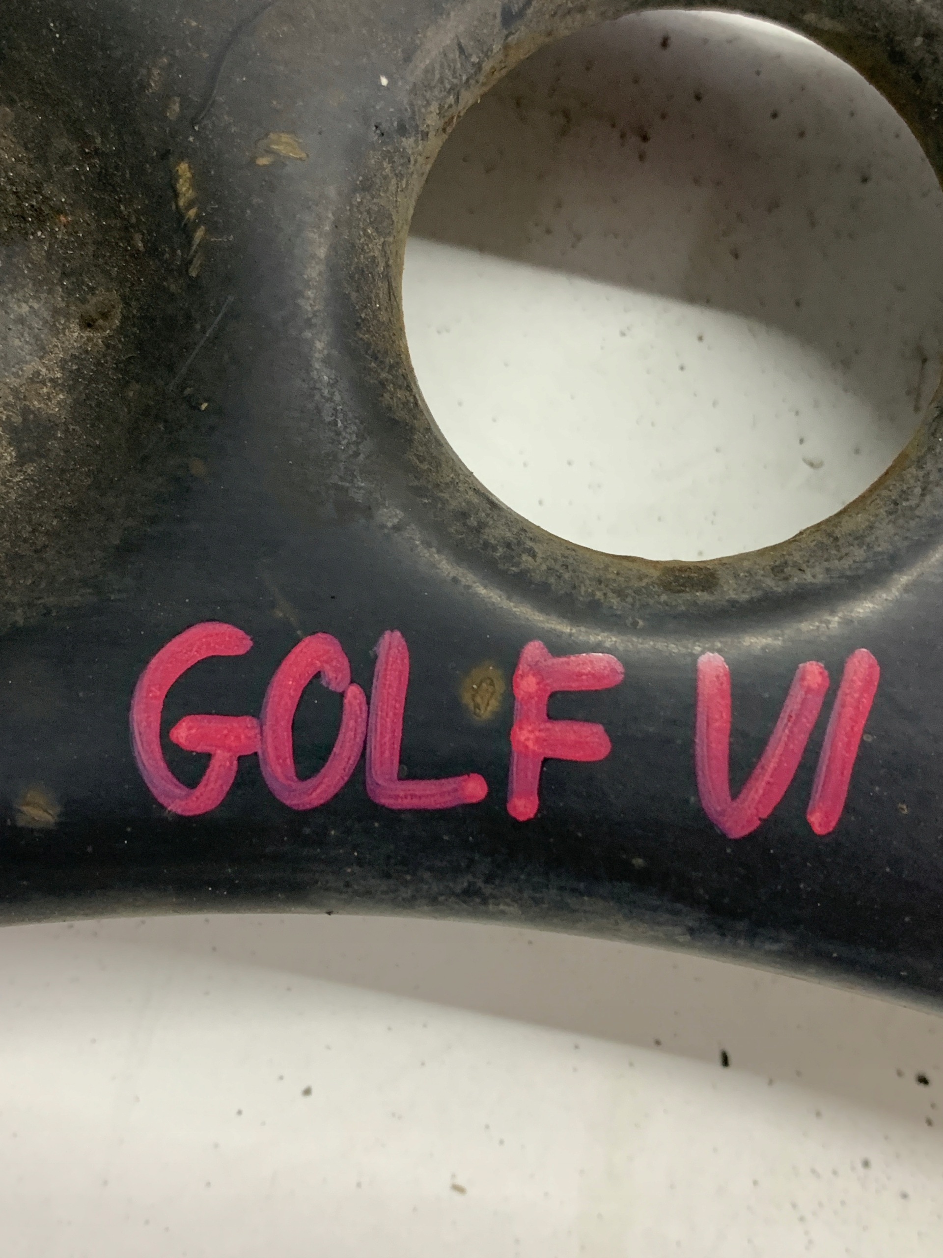 arm left front VW GOLF VI (2008-2013) HB 1.4 FSI