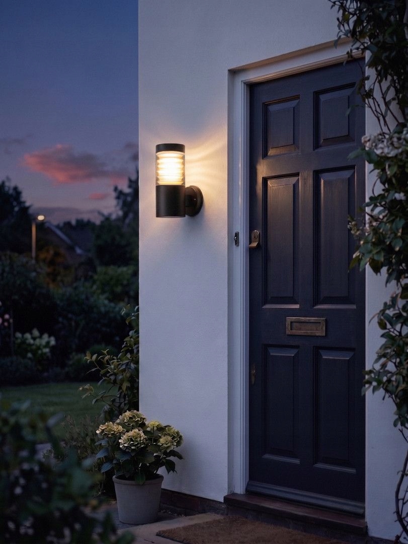 Záhradná nástenná lampa na fasádu čierna E27 Joy, osvetlenie vstupných dverí