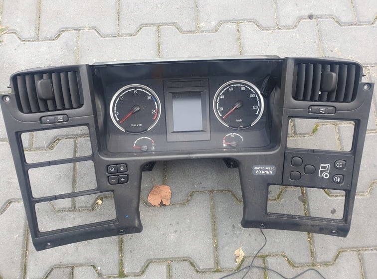 ICL годинник лічильник Scania R 2303196