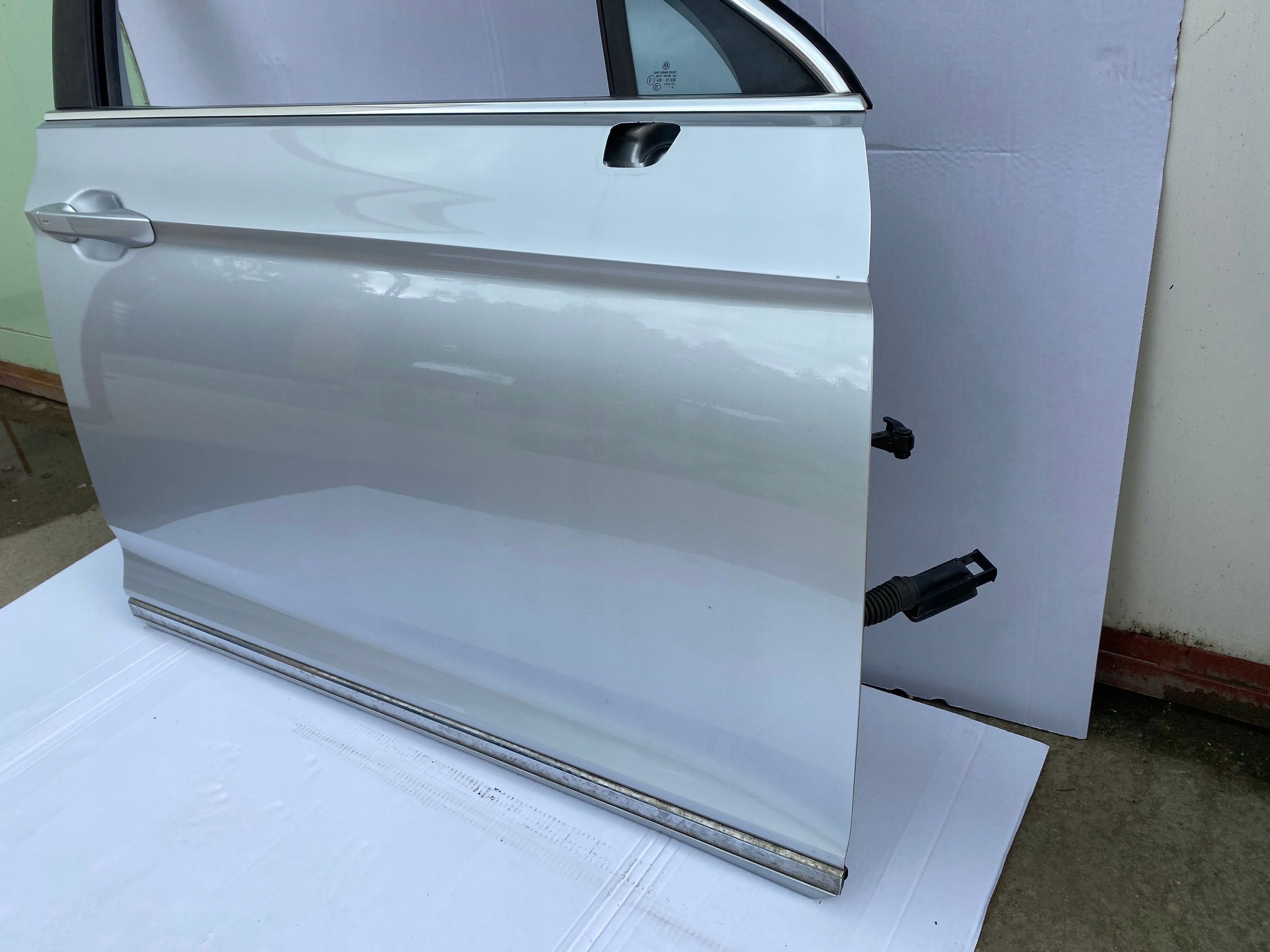 VW PASSAT B8 KOMBI original door right front front 3G0831312K LA7W
