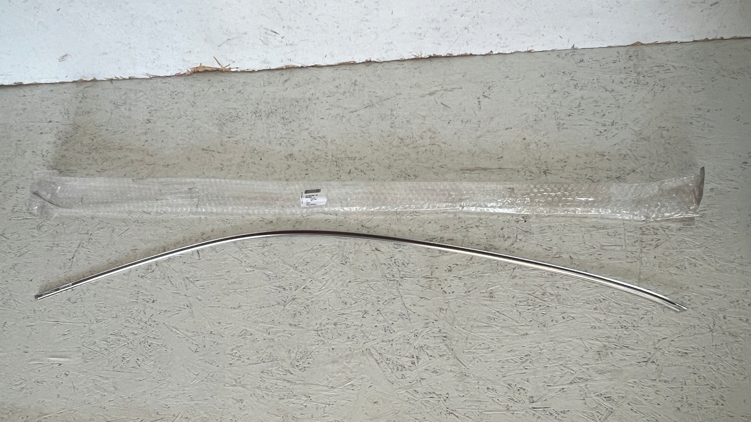 VW TOUAREG 7P0 LISTWA CHROM DRZWI LEWY PRZÓD 7P0853985 NOWA Typ samochodu 4x4/SUV Samochody osobowe