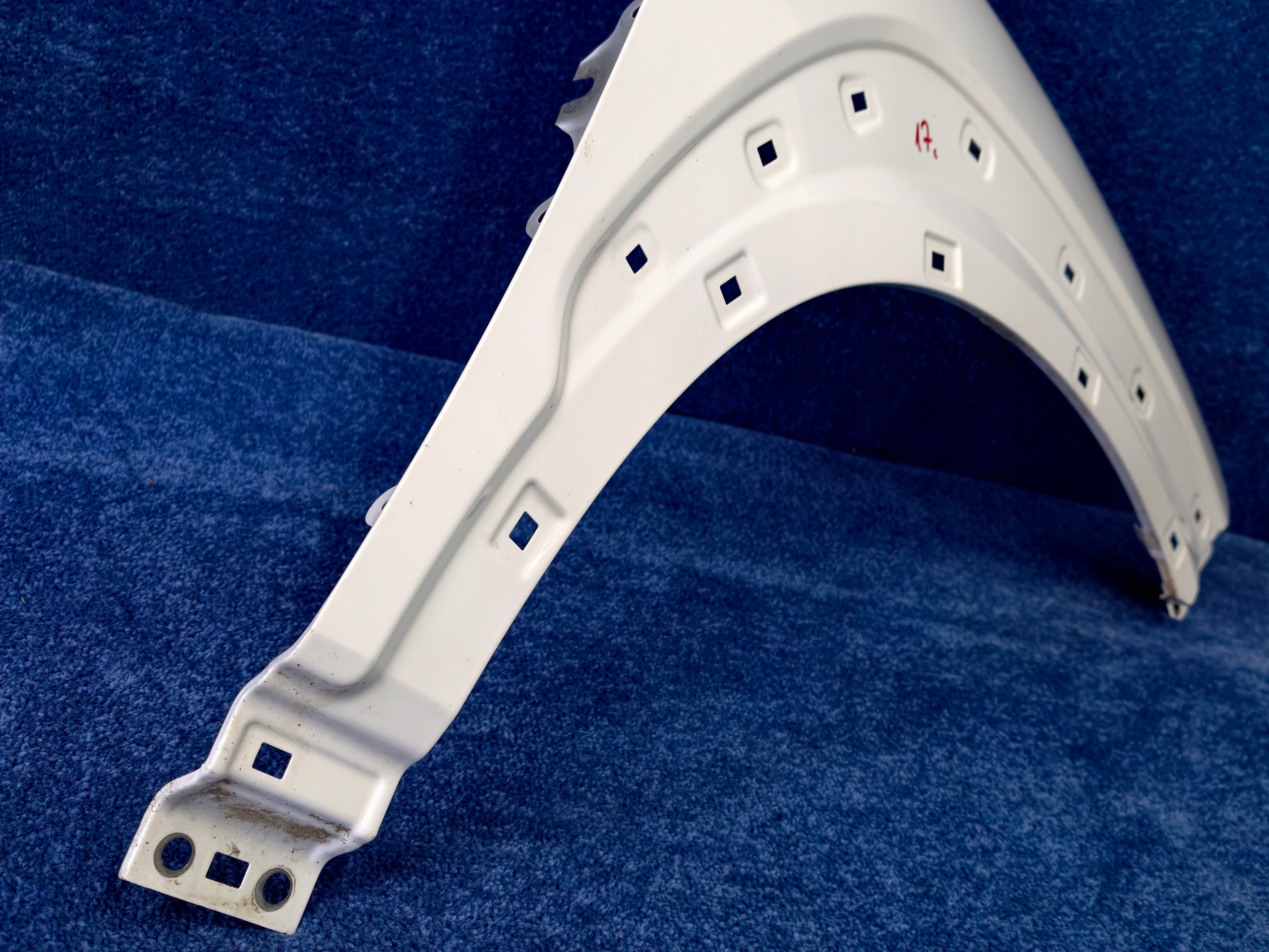 HYUNDAI KONA and 17-23 fender right front right front DO LAKIEROWANIA