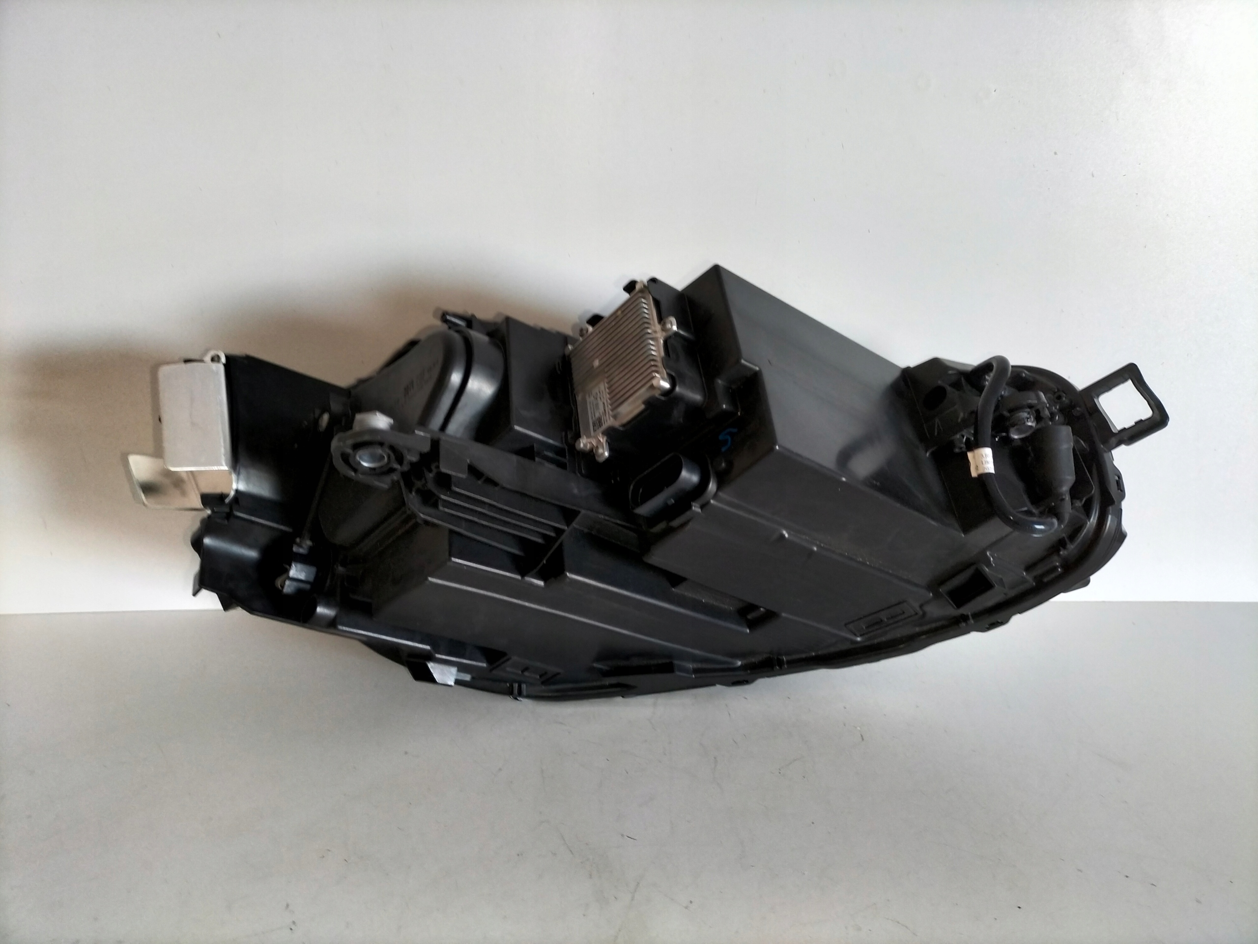 far prednja reflektor lijeva VW PASSAT B9 24- FULL LED