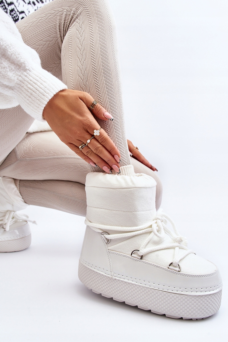 ŚNIEGOWCE DAMSKIE NA MASYWNEJ PODESZWIE Z WIĄZANIEM BIAŁE 37/38 Kolor dodatkowy biały