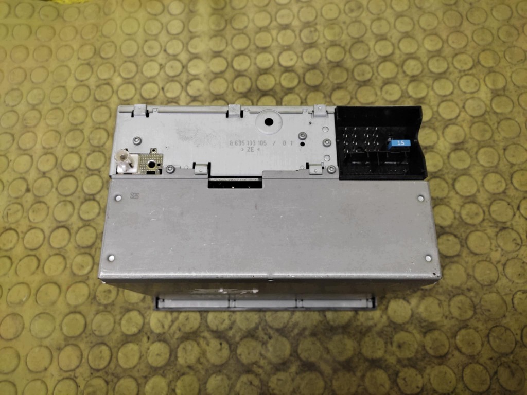 OPEL MERIVA A RADIO 13292091RH