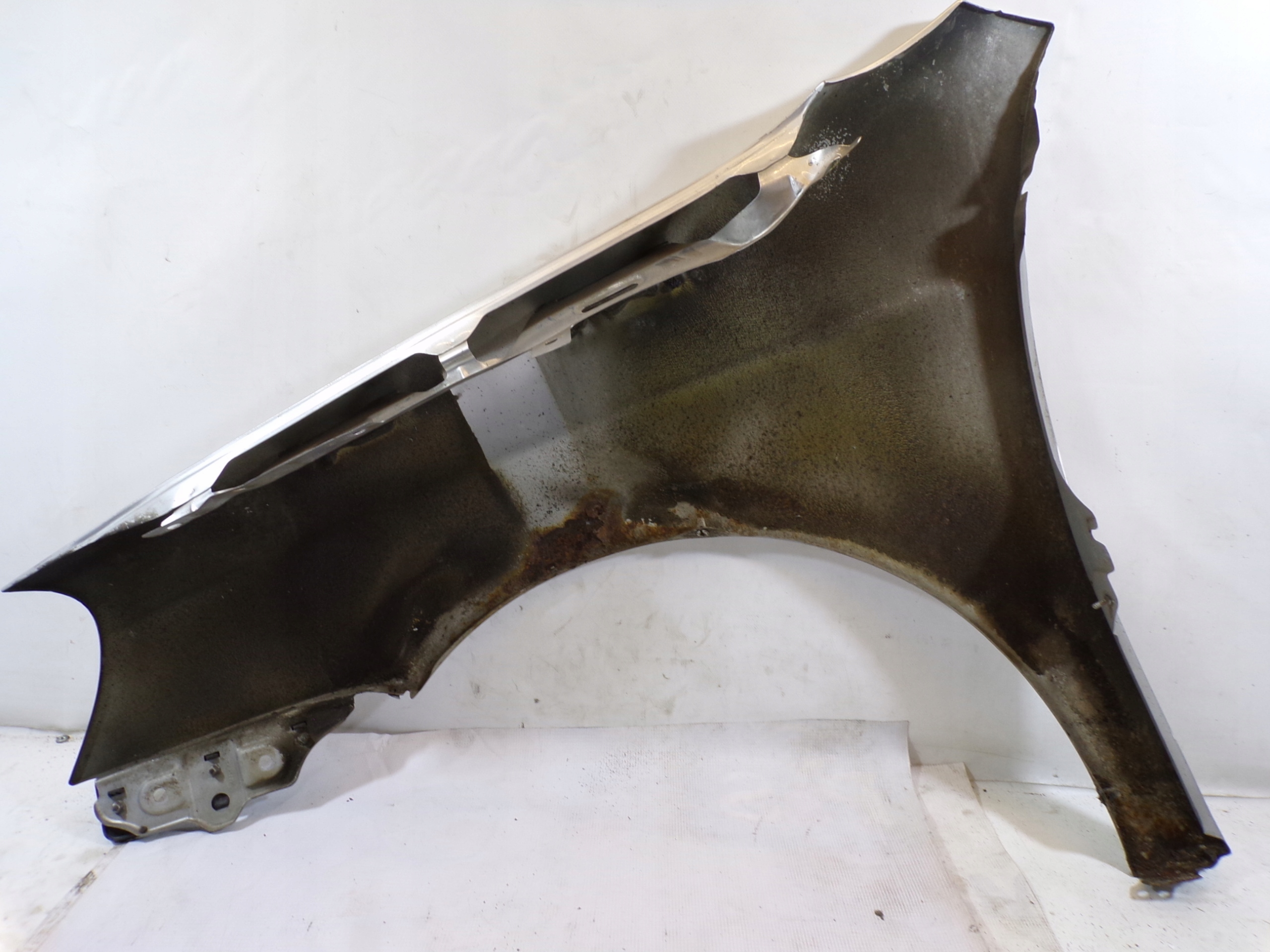 fender right front VOLKSWAGEN JETTA 5 V colour LA7W