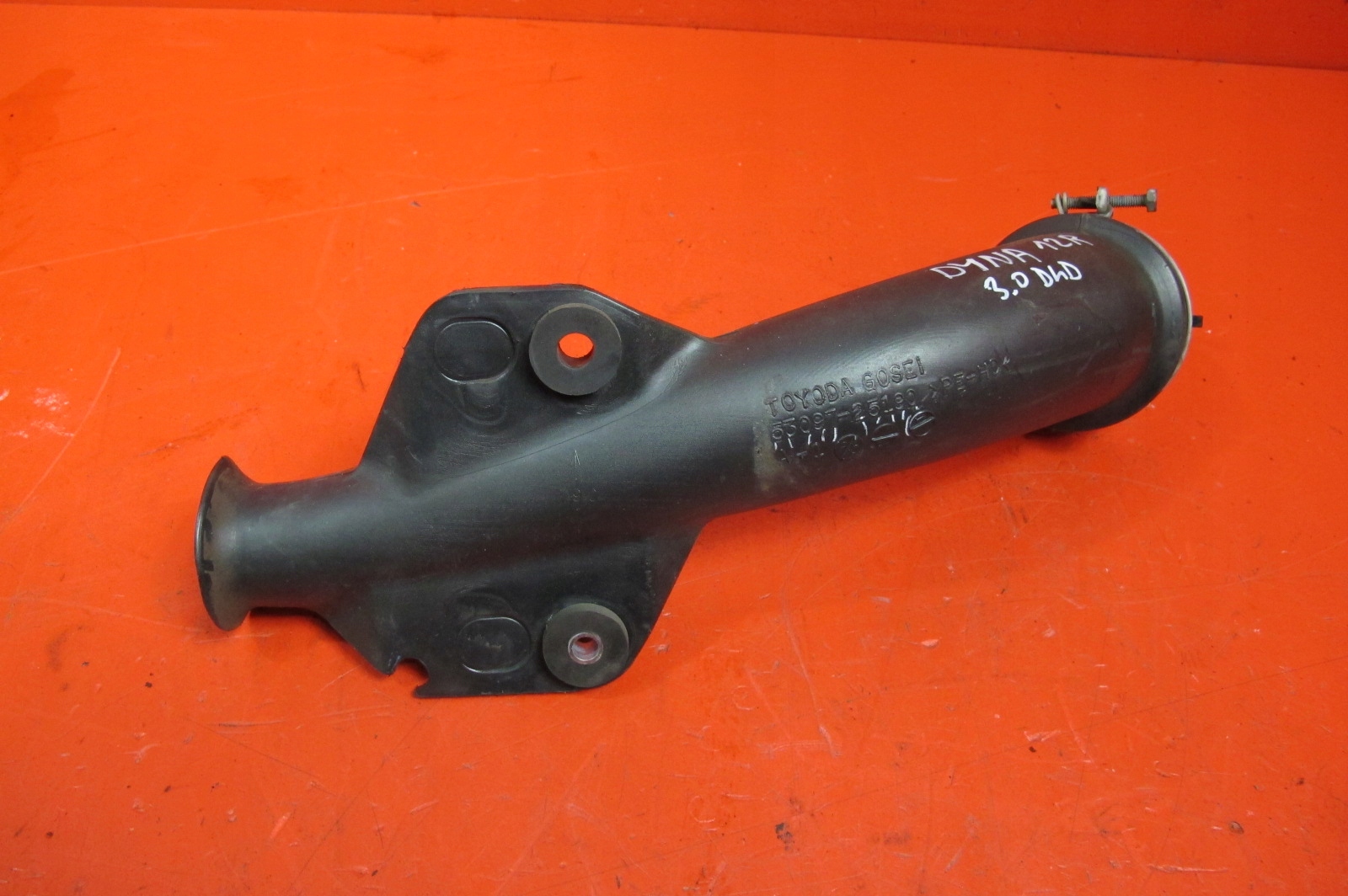 TOYOTA DYNA 3.0 D4D 1KDFTV 1KD FTV wiring pipe intake air hose