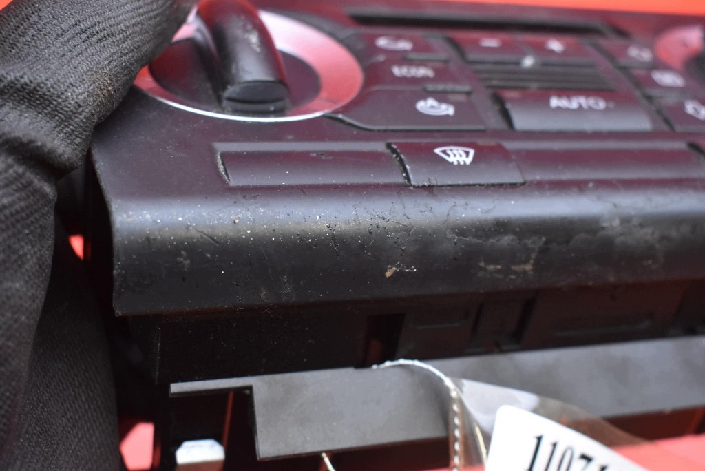 control panel air conditioning devices KLIMY 8P0820043M AUDI A3 8P LIFT 04-08