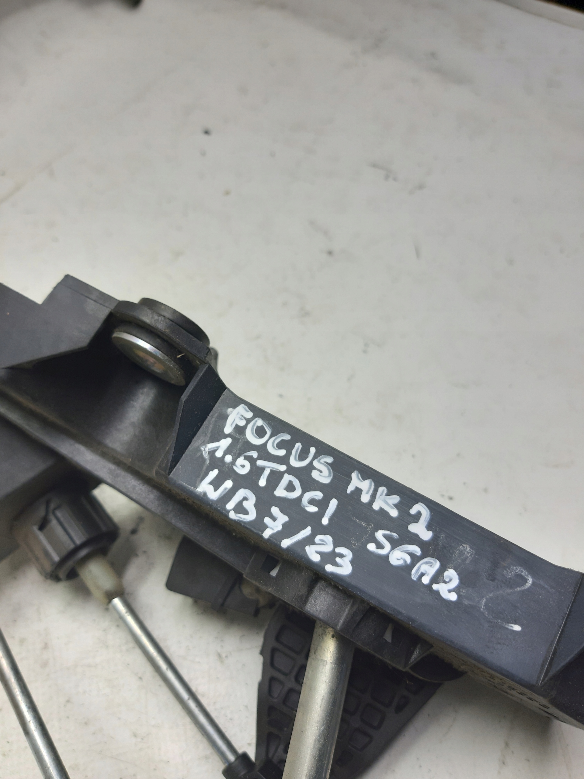 Mecanisme levier vitesse Levier de vitesse Câble Engrenage FORD FOCUS MK2