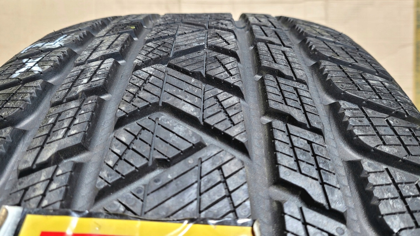 2x Pirelli Scorpion Winter 275/45R19 108V XL Z391A Model Scorpion Winter