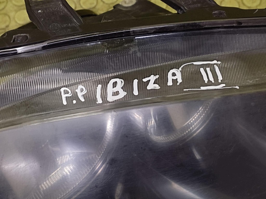 SEAT IBIZA III REFLEKTOR light right front