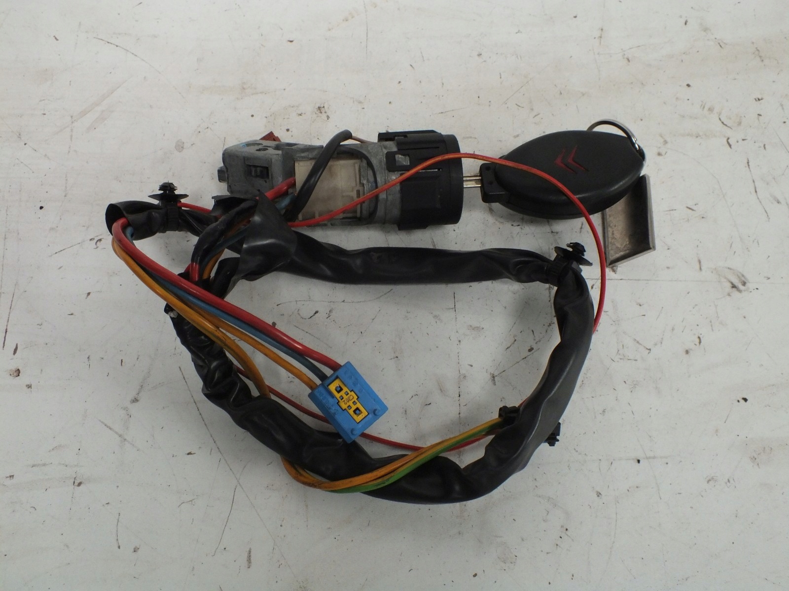 D41701aa4d5ab9ef2928735c46de