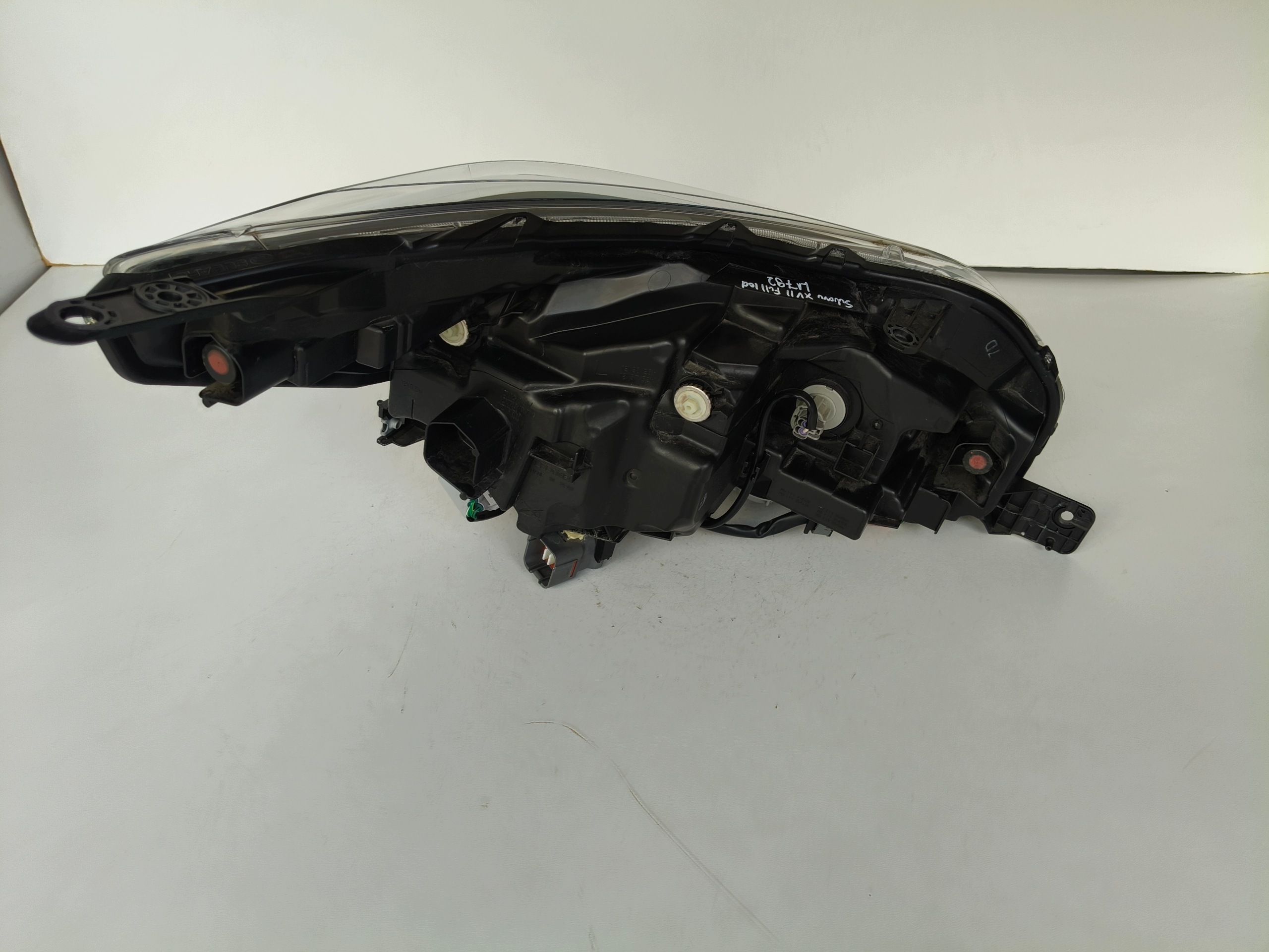 light left REFLEKTOR SUBARU XV II 20- LIFT FULL LED