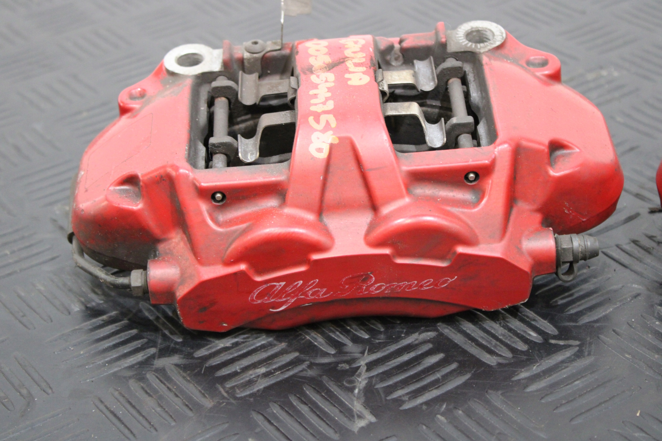 calipers brake front front 00505447580 00505447620 ALFA ROMEO GIULIA