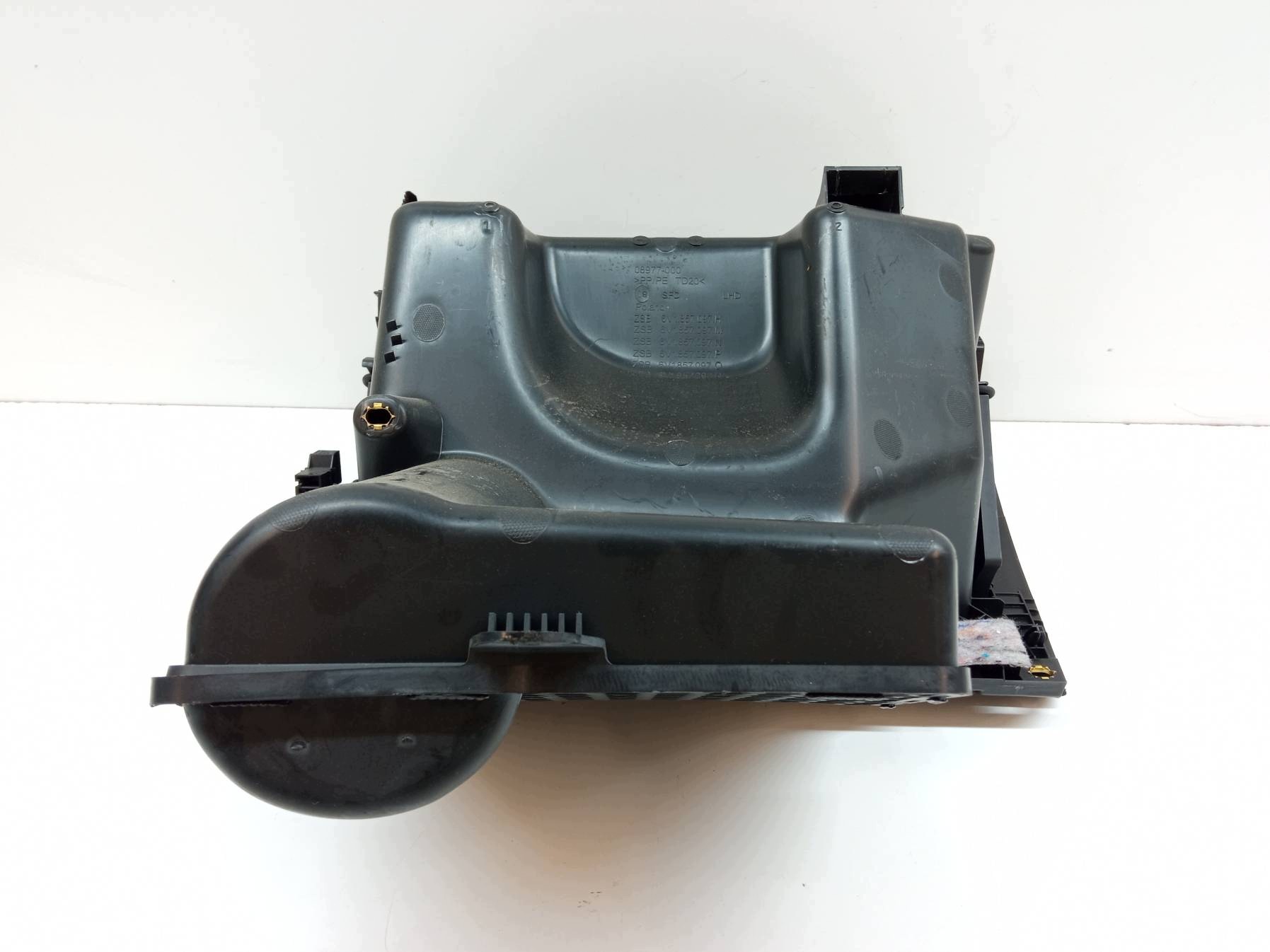 handschuhfach rechts des beifahrers armaturenbrett 6V1857097M Skoda Fabia III (2014- )