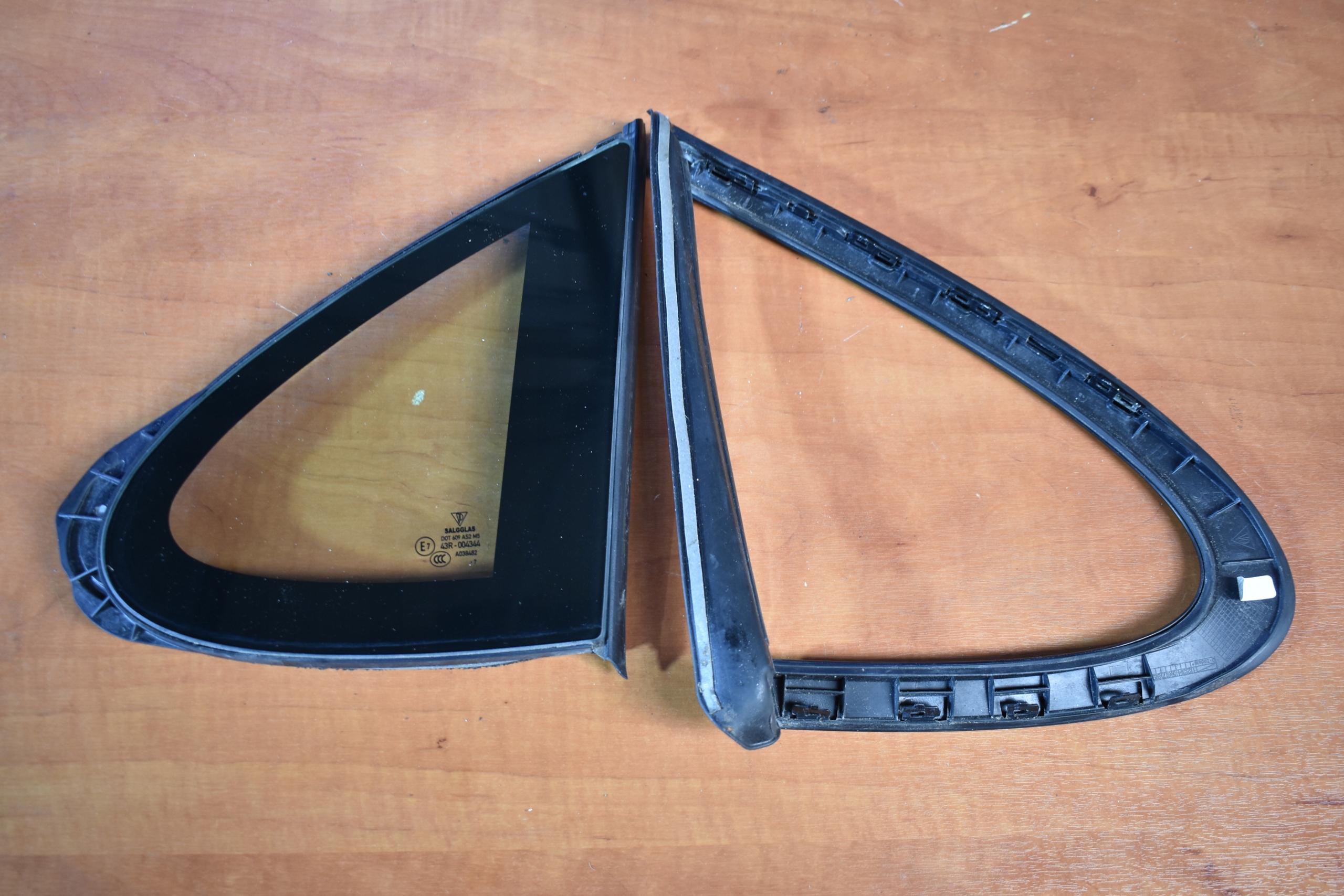 IDEALNA window bodywork right+ moulding black MAT AS2 2017R. PORSCHE 971 1