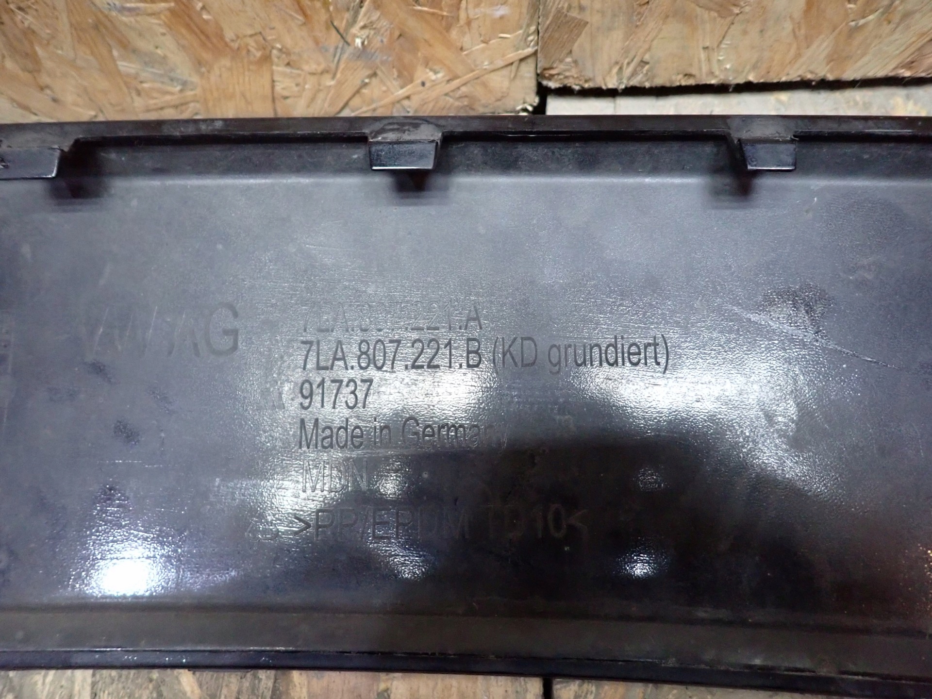 bumper front front VW MULTIVAN T6 LIFT T6.1 7LA 2019-2024R 7LA807221B