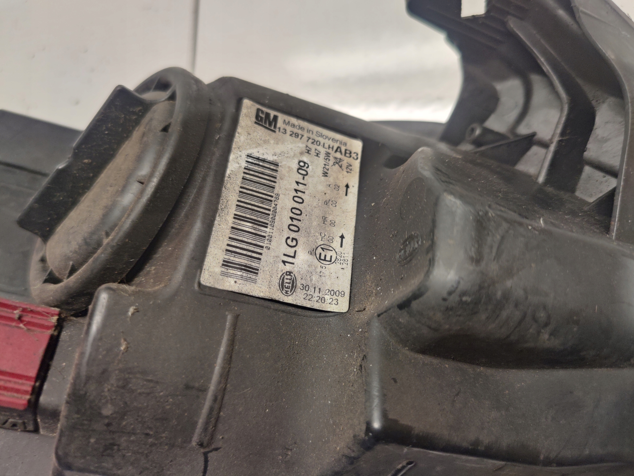 OPEL ASTRA J HB light left front front 13297720 UK ANGLIA