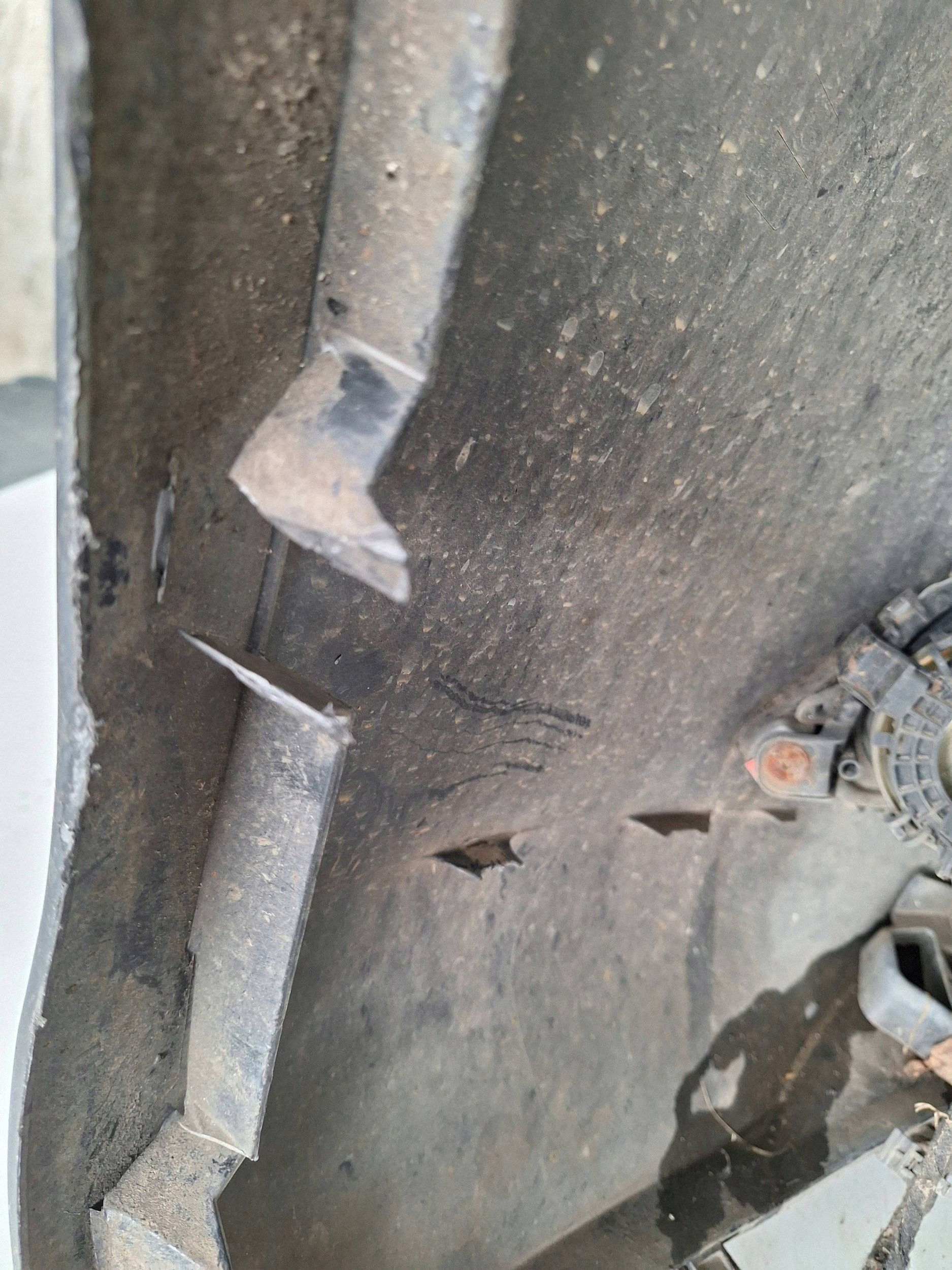 OPEL ZAFIRA C 12-16 bumper + blinds air line