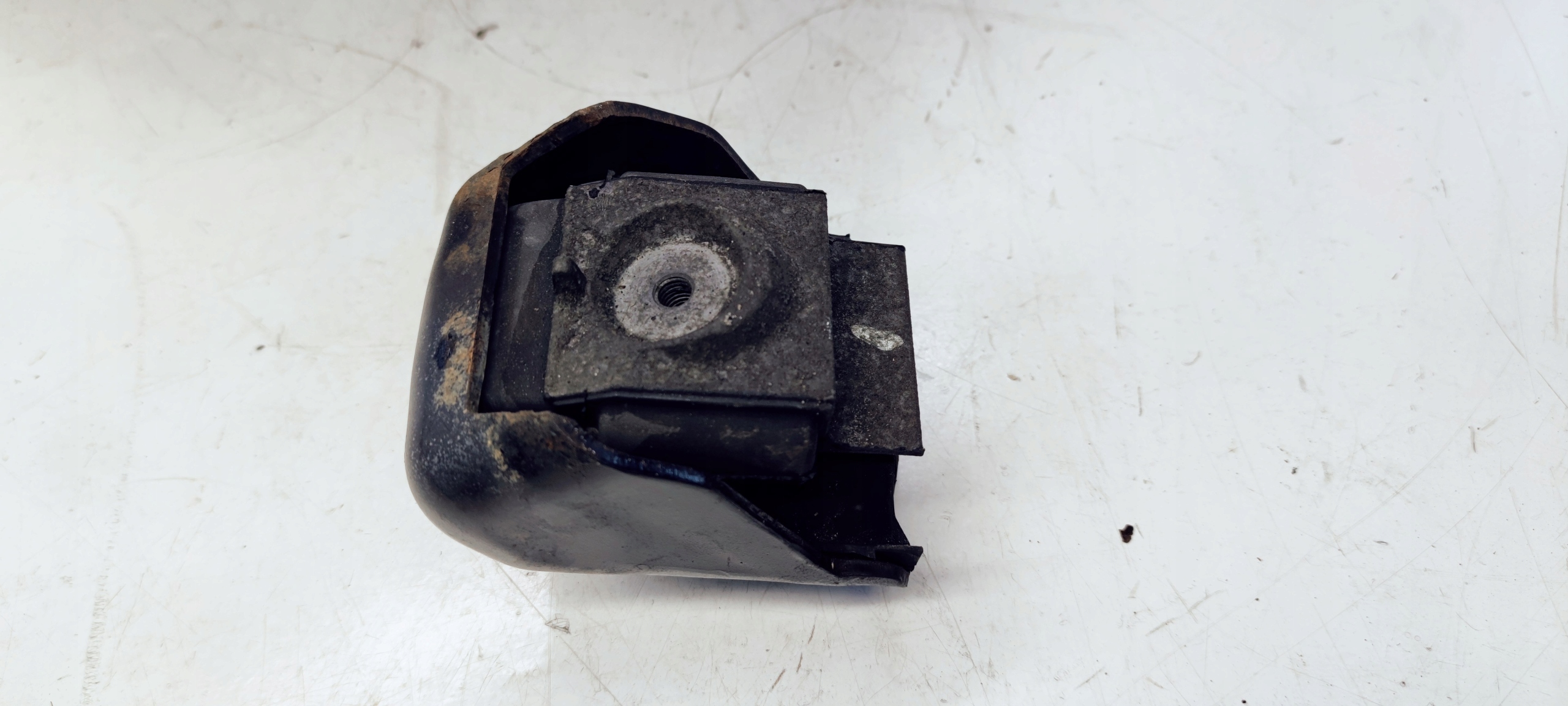 engine mount VW CRAFTER MERCEDES SPRINTER